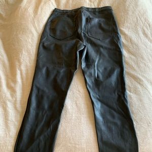 Leather leggings with pockets in the back from Nordstrom Rack